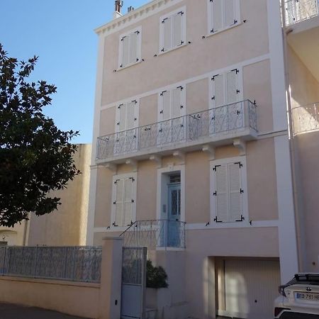 Appartement Port De Sanary Exterior photo